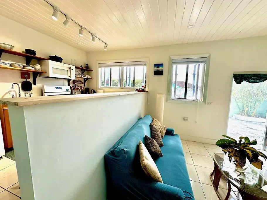 Two Charming Connected Apartments For 4 Or Family Nassau Bahamas