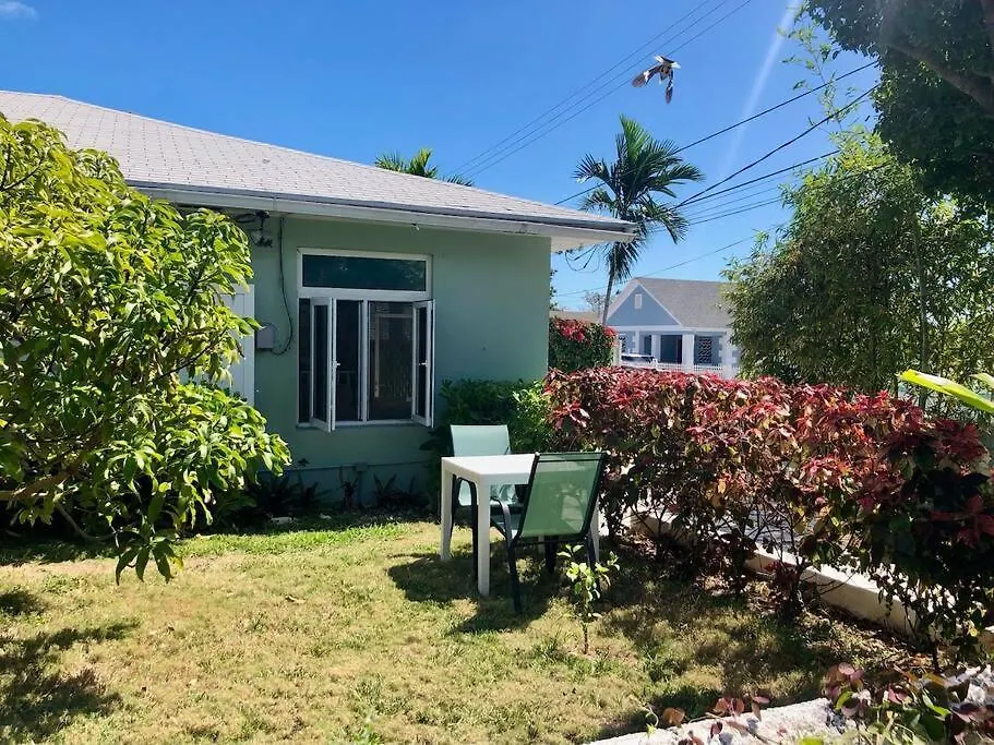 Two Charming Connected Apartments For 4 Or Family Nassau Bahamas